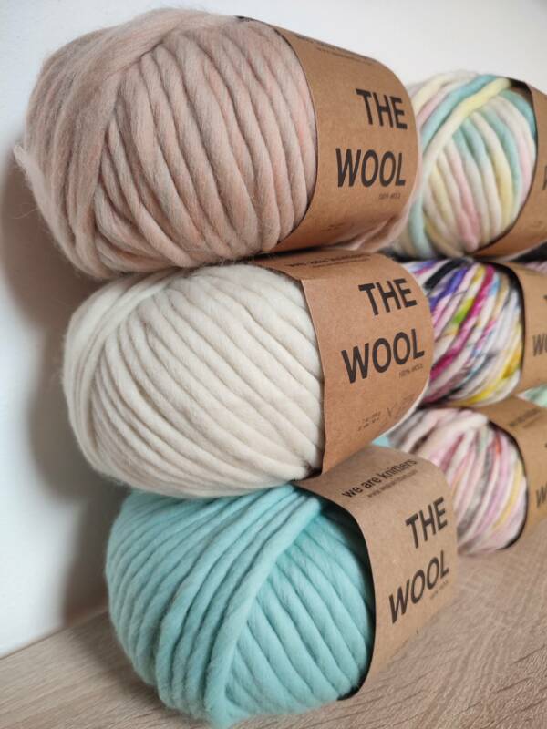 THE WOOL WE ARE KNITTERS